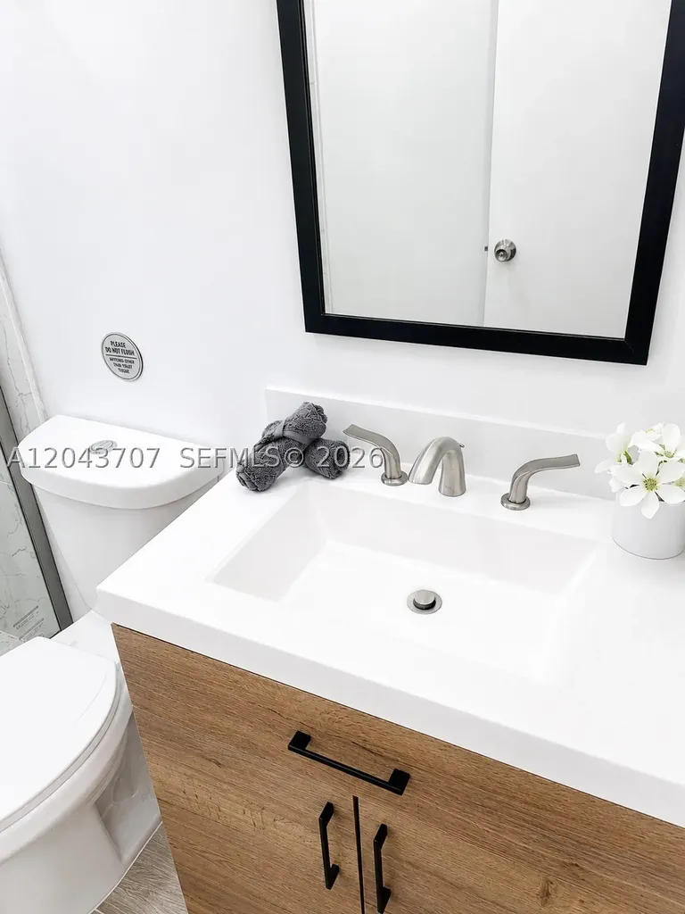 1723 Wiley Street Hollywood FL 33020