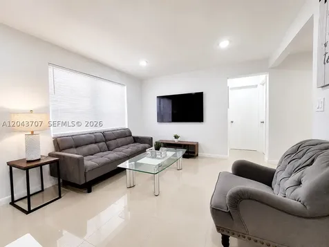 1723 Wiley Street Hollywood FL 33020