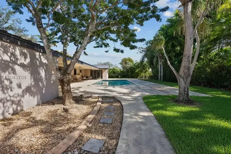 7430 SW 142nd Terrace Palmetto Bay FL 33158