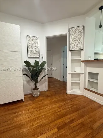 528 NE 70th Street Miami FL 33138