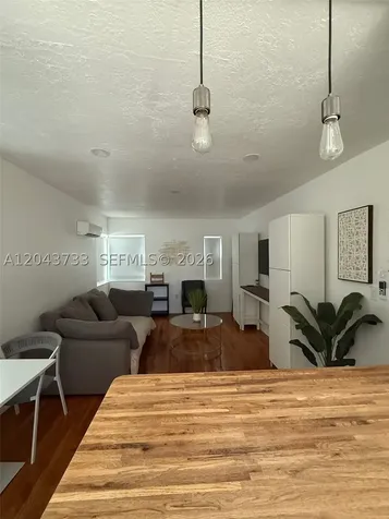 528 NE 70th Street Miami FL 33138