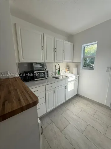 528 NE 70th Street Miami FL 33138