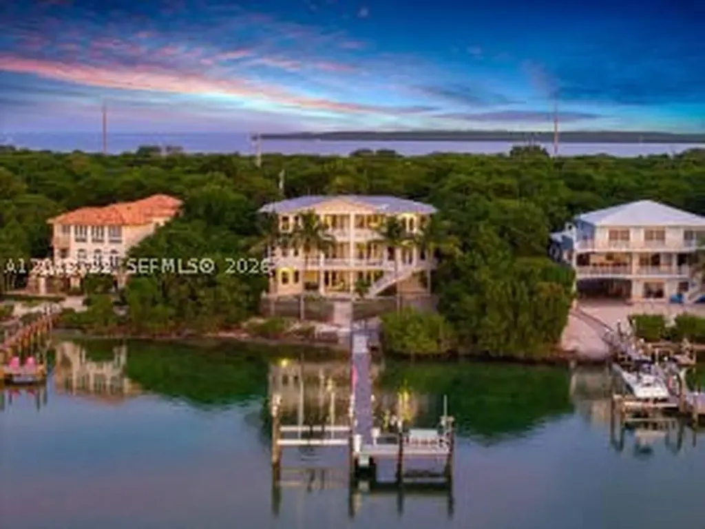 104 Coastal Drive Key Largo FL 33037