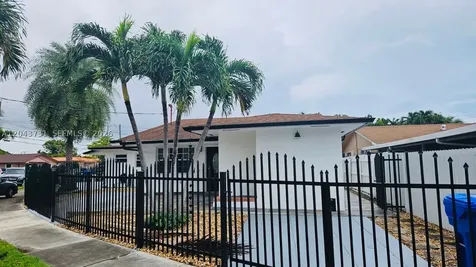 3180 SW 25th Terrace Miami FL 33133