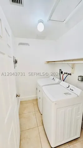 3180 SW 25th Terrace Miami FL 33133
