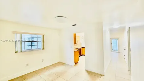 3180 SW 25th Terrace Miami FL 33133