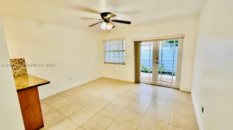 3180 SW 25th Terrace Miami FL 33133