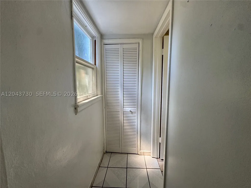 215 Columbus Parkway Hollywood FL 33021