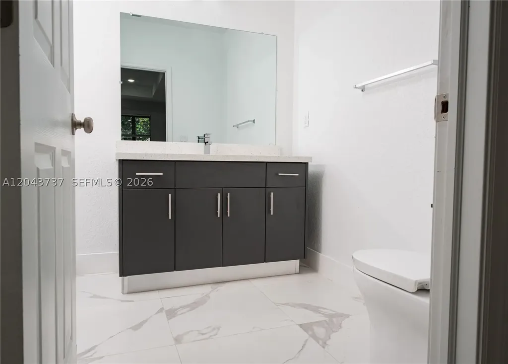 2522 NW 9th Place Fort Lauderdale FL 33311
