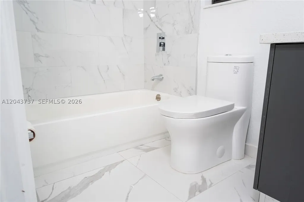 2522 NW 9th Place Fort Lauderdale FL 33311