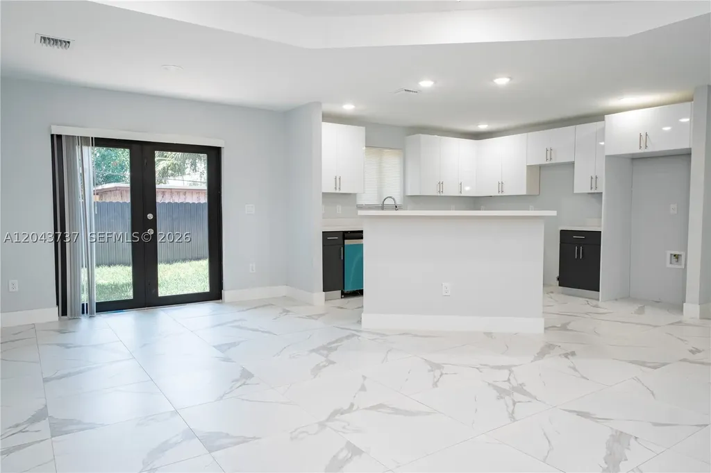 2522 NW 9th Place Fort Lauderdale FL 33311
