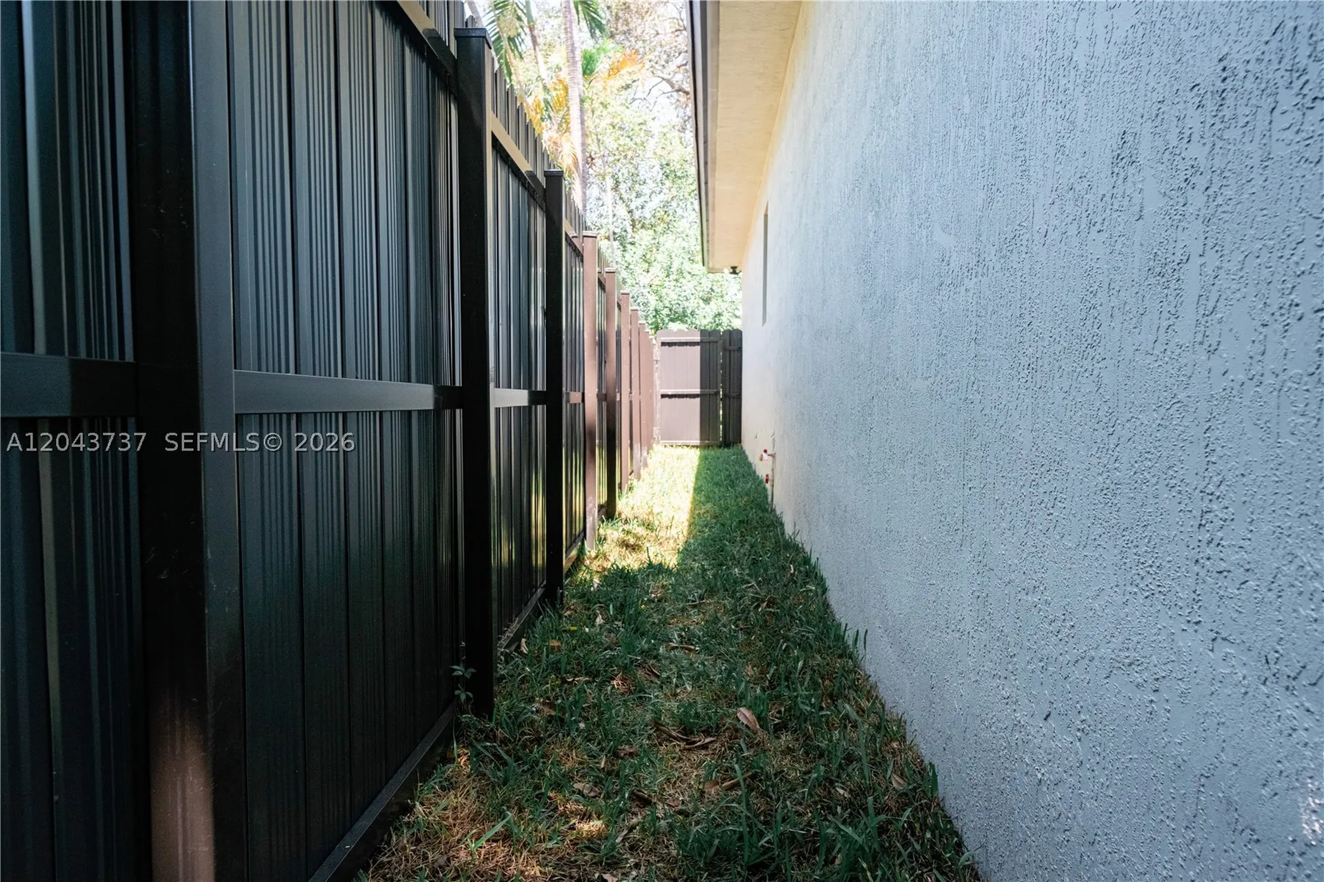 2522 NW 9th Place Fort Lauderdale FL 33311