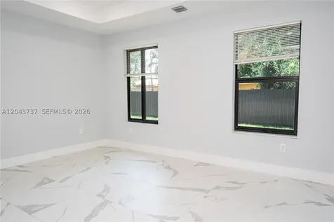 2522 NW 9th Place Fort Lauderdale FL 33311