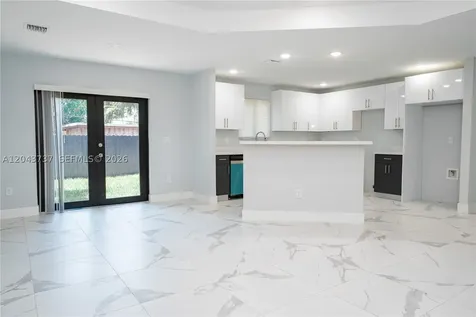 2522 NW 9th Place Fort Lauderdale FL 33311