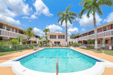 160 NE 8th Avenue Hallandale Beach FL 33009