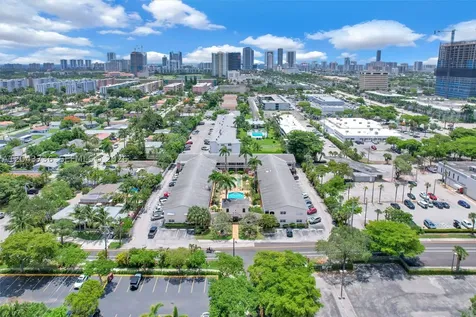 160 NE 8th Avenue Hallandale Beach FL 33009