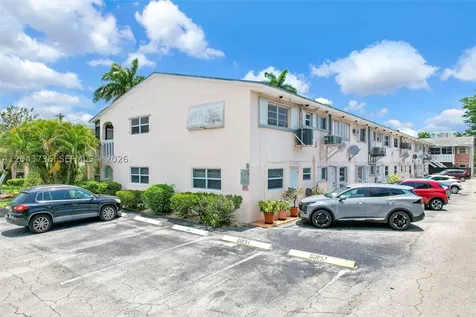 160 NE 8th Avenue Hallandale Beach FL 33009