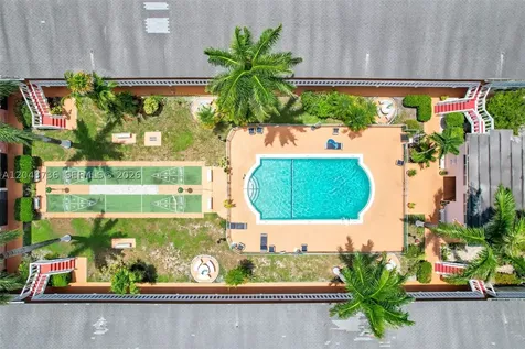 160 NE 8th Avenue Hallandale Beach FL 33009