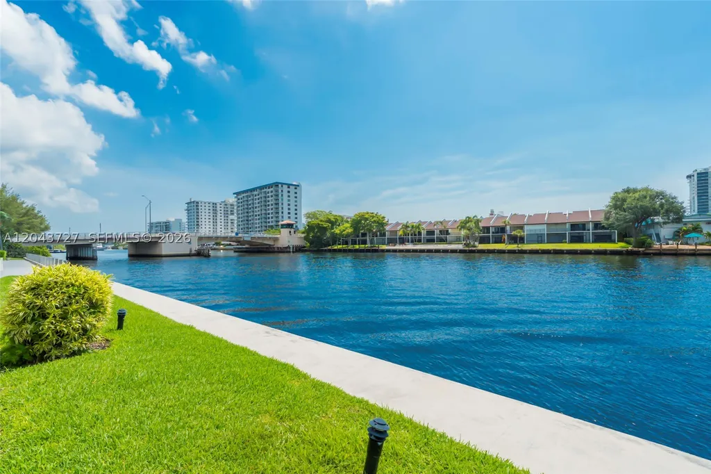 2900 NE 14th St Causeway Pompano Beach FL 33062