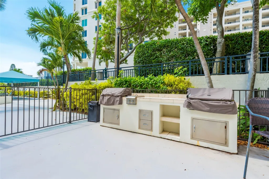 2900 NE 14th St Causeway Pompano Beach FL 33062