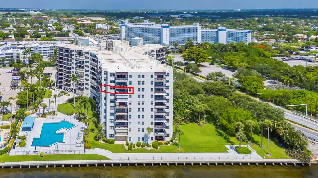 2900 NE 14th St Causeway Pompano Beach FL 33062