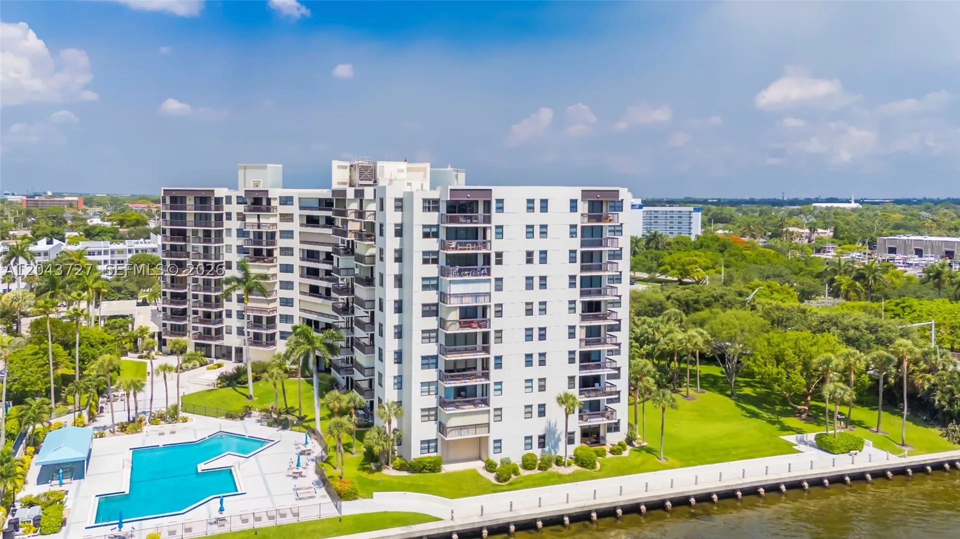 2900 NE 14th St Causeway Pompano Beach FL 33062