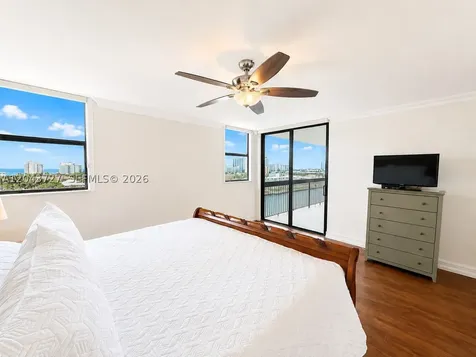 2900 NE 14th St Causeway Pompano Beach FL 33062
