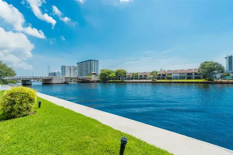 2900 NE 14th St Causeway Pompano Beach FL 33062