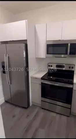1895 SW 22nd Miami FL 33145