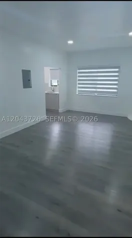1895 SW 22nd Miami FL 33145