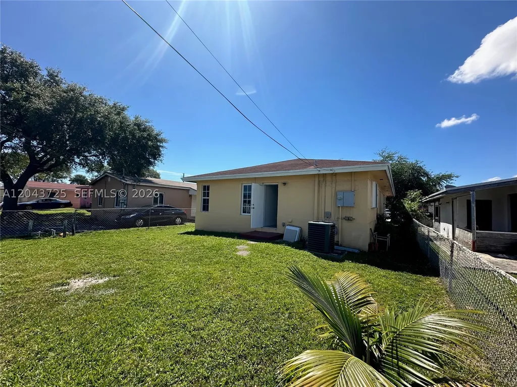 2235 Farragut Street Hollywood FL 33020