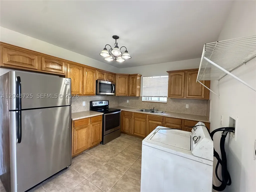 2235 Farragut Street Hollywood FL 33020