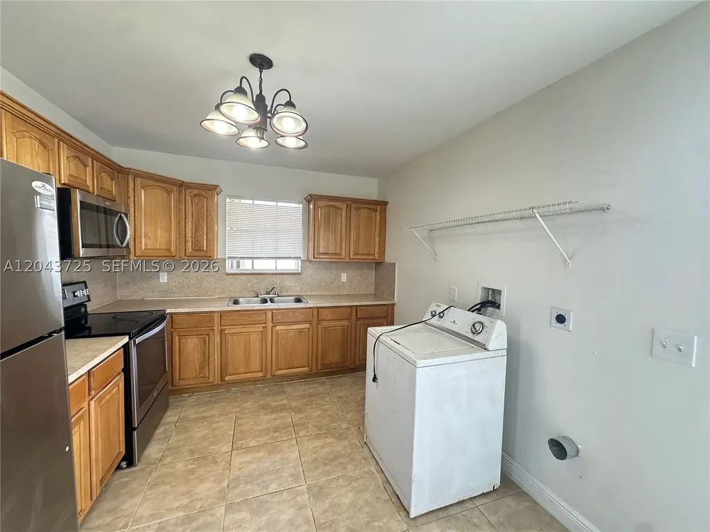 2235 Farragut Street Hollywood FL 33020
