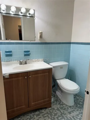 365 NE 125th Street North Miami FL 33161
