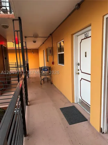 365 NE 125th Street North Miami FL 33161