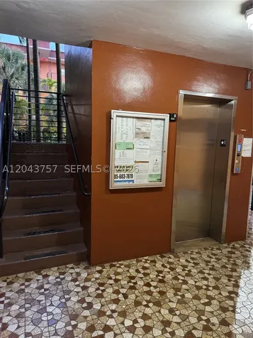 365 NE 125th Street North Miami FL 33161