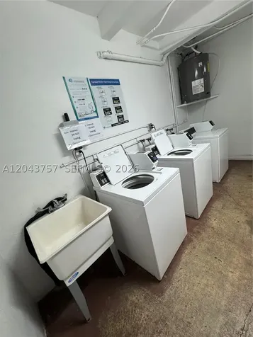 365 NE 125th Street North Miami FL 33161