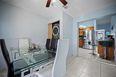 7581 W 29th Way Hialeah FL 33018