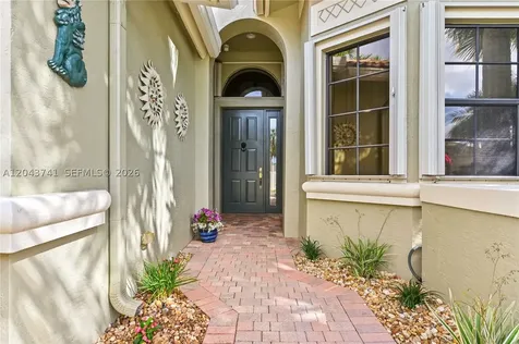6823 Fabiano Circle Boynton Beach FL 33437