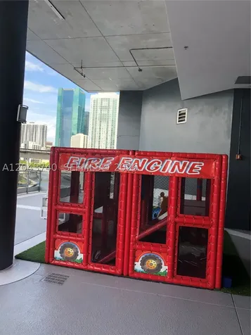 690 SW 1st Court Miami FL 33130