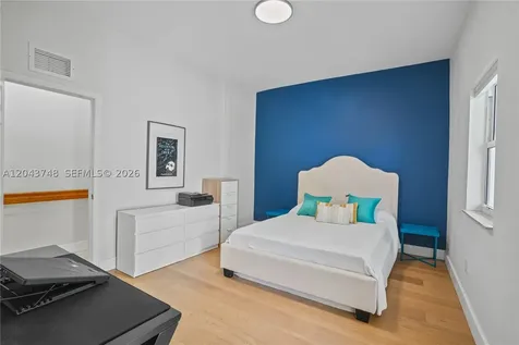 1043 SW 9th Court Miami FL 33130