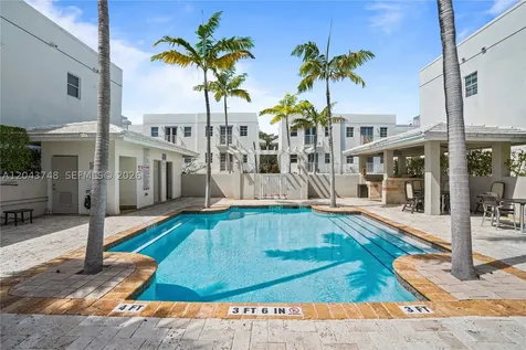 1043 SW 9th Court Miami FL 33130