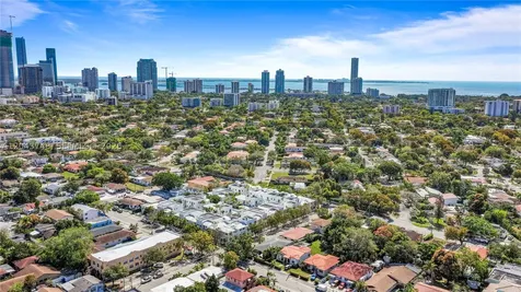 1043 SW 9th Court Miami FL 33130
