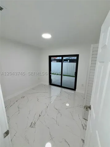 8945 NW 114th Street Hialeah Gardens FL 33018