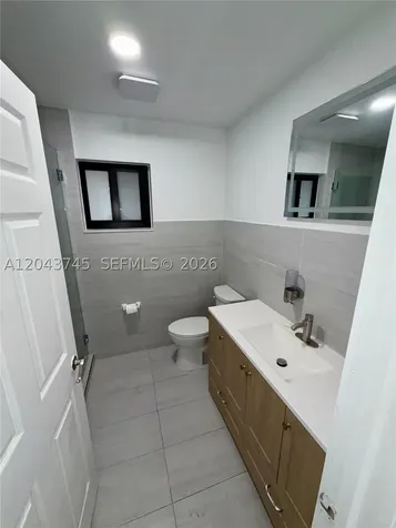 8945 NW 114th Street Hialeah Gardens FL 33018