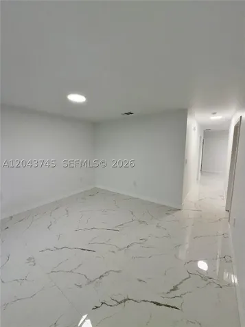 8945 NW 114th Street Hialeah Gardens FL 33018