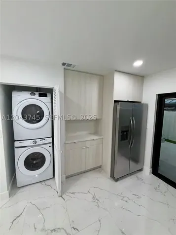 8945 NW 114th Street Hialeah Gardens FL 33018