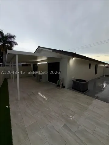 8945 NW 114th Street Hialeah Gardens FL 33018
