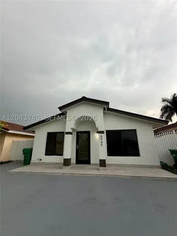 8945 NW 114th Street Hialeah Gardens FL 33018