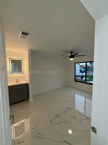8945 NW 114th Street Hialeah Gardens FL 33018